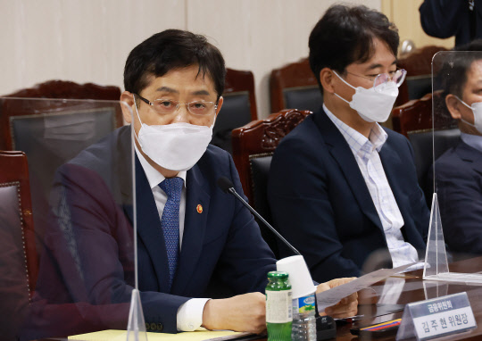 김주현 금융위원장이 5일 오전 서울 중구 대·중소기업·농어업협력재단에서 개최된 중소기업·소상공인 업계 간담회에 참석했다. 금융위원회 제공
